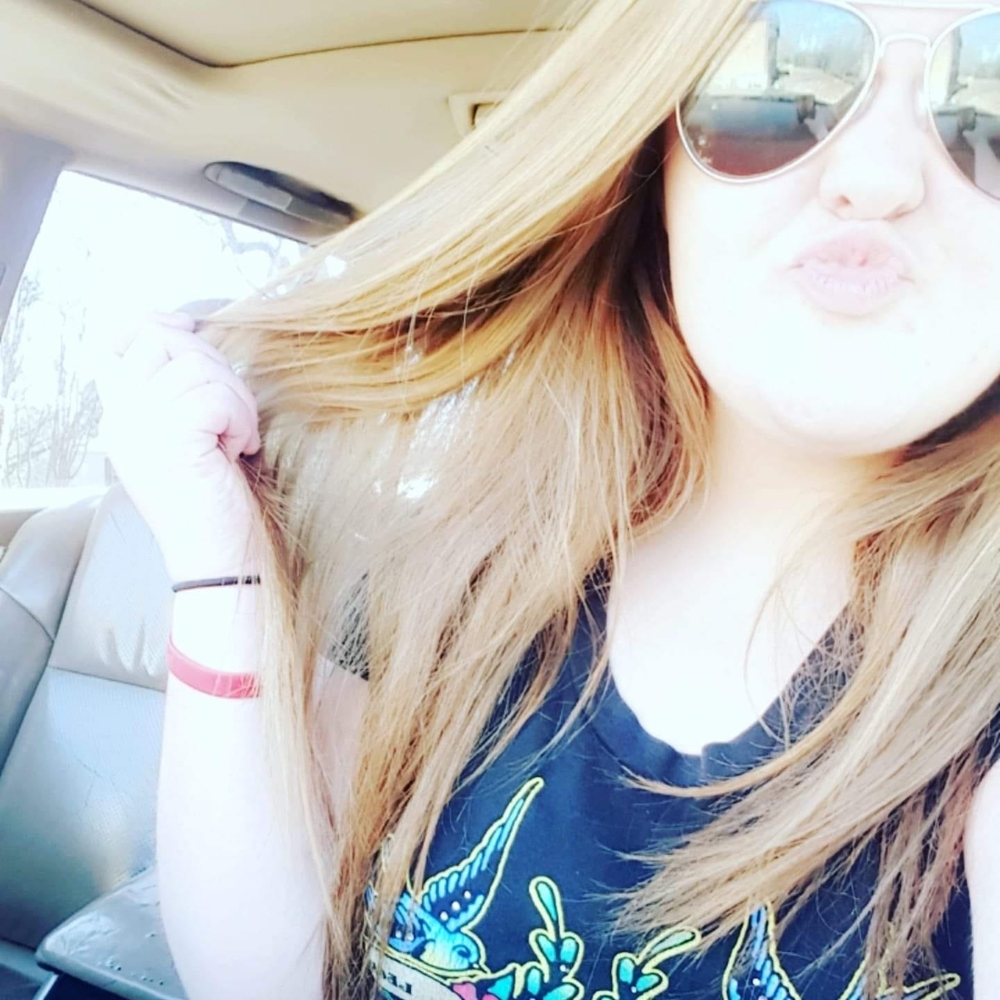 Meet your Posher, Ashlee-lynn